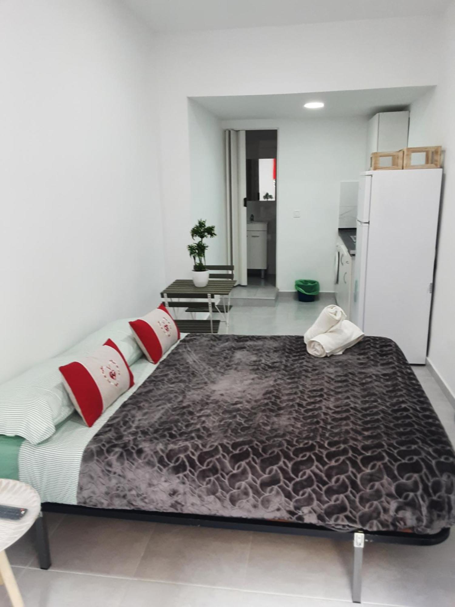 Precioso Apartamento Moderno Cerca Del Carrefour Rosaleda Malaga Ngoại thất bức ảnh